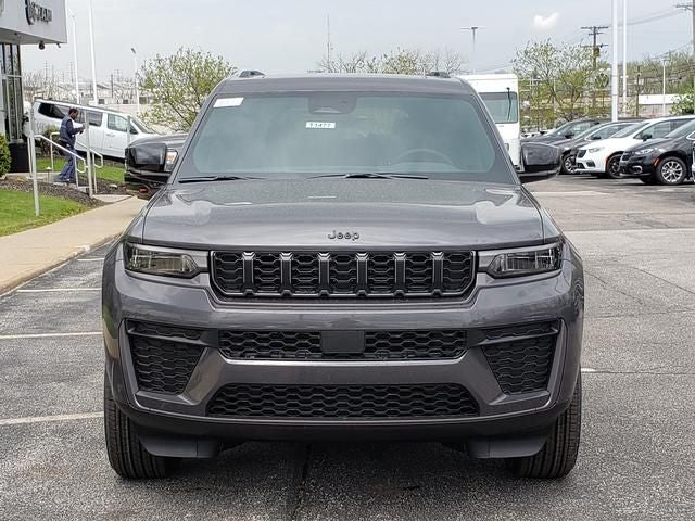 2026 Jeep Grand Cherokee — detail view