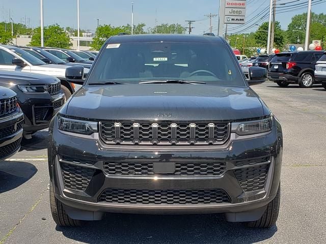 2026 Jeep Grand Cherokee — detail view