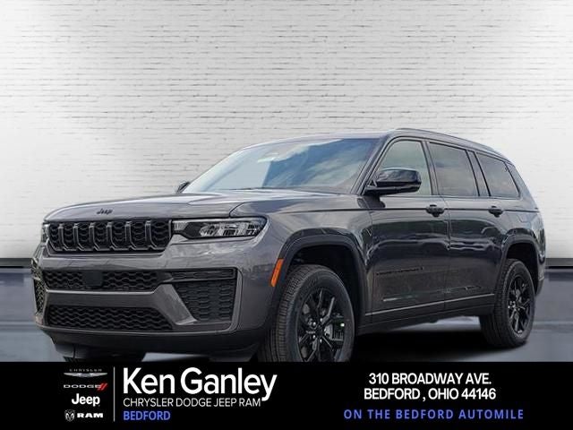 2026 Jeep Grand Cherokee GRAND CHEROKEE L LAREDO ALTITUDE 4X4 in Baltic Gray Metallic Clear-Coat Exterior Paint — front three-quarter view