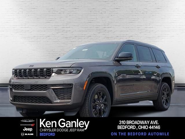 2026 Jeep Grand Cherokee GRAND CHEROKEE L LAREDO ALTITUDE 4X4 in Baltic Gray Metallic Clear-Coat Exterior Paint — front three-quarter view