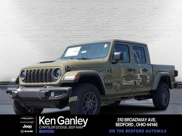 2026 Jeep Gladiator GLADIATOR SPORT S 4X4 in 41 Exterior Paint — front three-quarter view