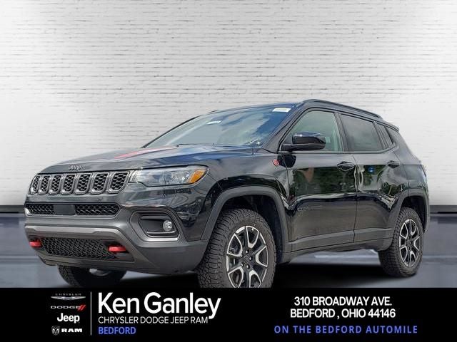 2026 Jeep Compass COMPASS TRAILHAWK 4X4 in Diamond Black Crystal Pearl-Coat Exterior Paint — front three-quarter view