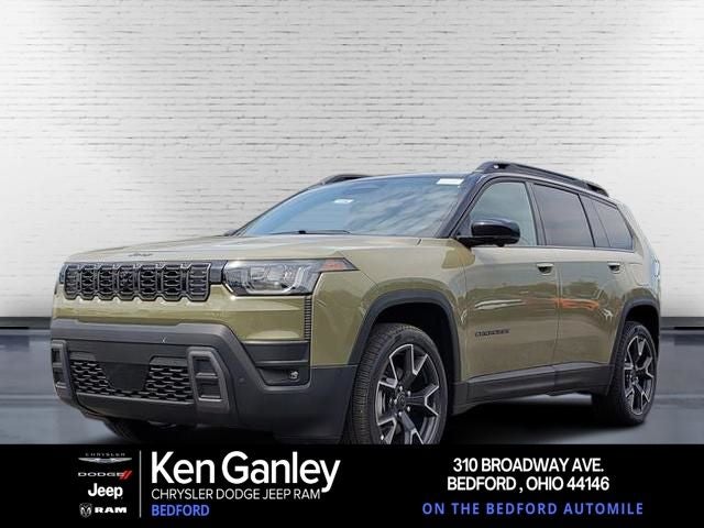 2026 Jeep Cherokee CHEROKEE OVERLAND 4X4 in 41 Exterior Paint — front three-quarter view