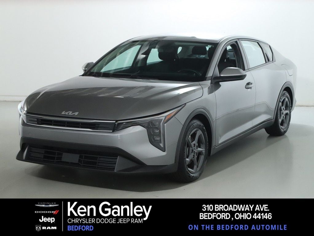 2025 Kia K4 LXS in Steel Gray — front three-quarter view